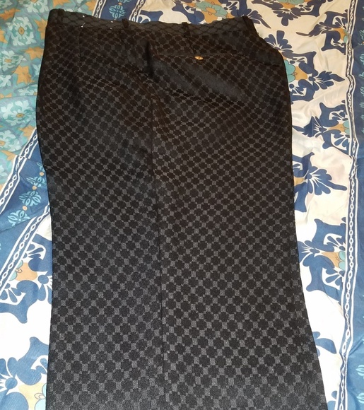 Carlo Zarelli designer suit. - Picture 6 of 6